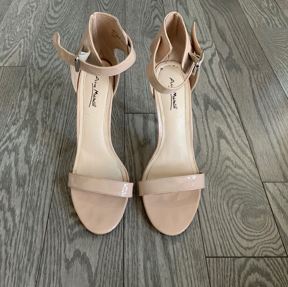 Beautiful Nude Heels😍💫 - Picture 5 of 9